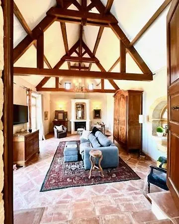 The Lion House Mouzens (Dordogne)