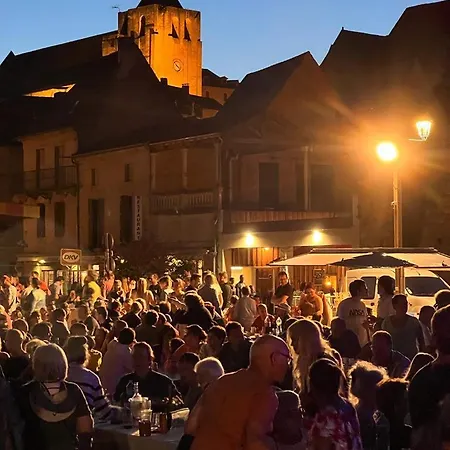 The Lion House * Mouzens (Dordogne)