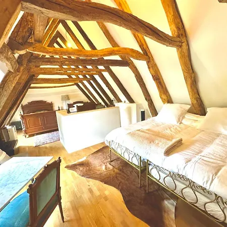 The Lion House Semesterbostad