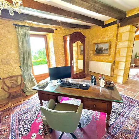 Semesterbostad The Lion House Mouzens (Dordogne)