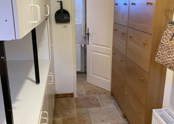 The Lion House * Mouzens (Dordogne)